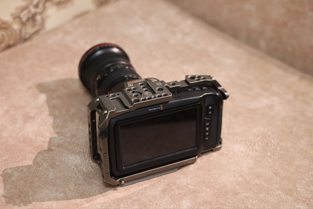 Продам Blackmagic Pocket Cinema Camera 6K (EF Mount)
