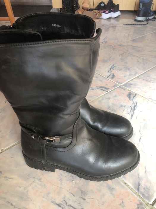 Vand cizme imblanite, stare foarte buna