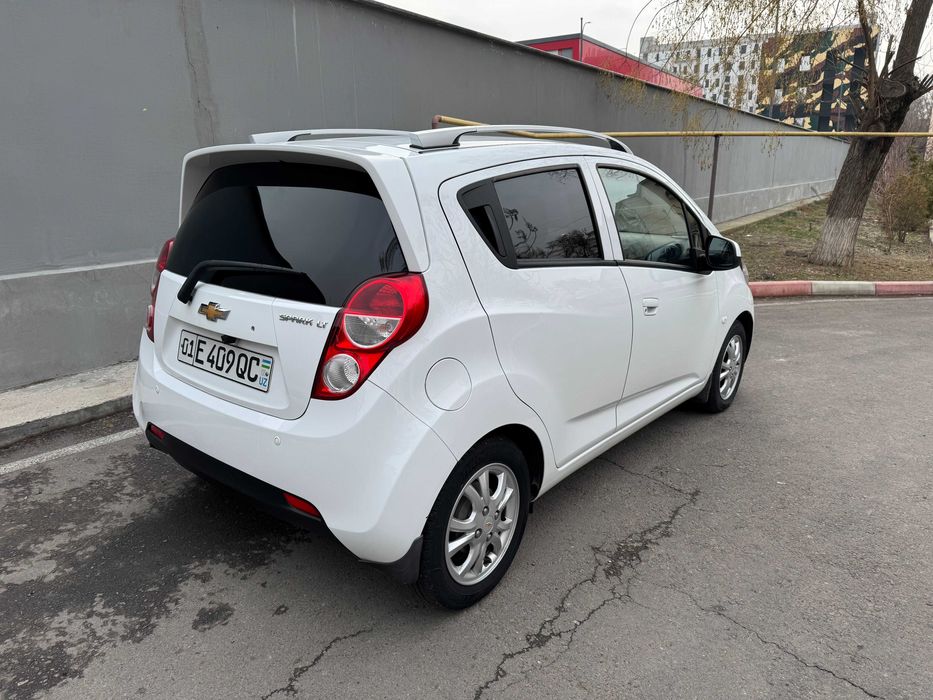 Chevrolet Spark LT 2022 Автомат