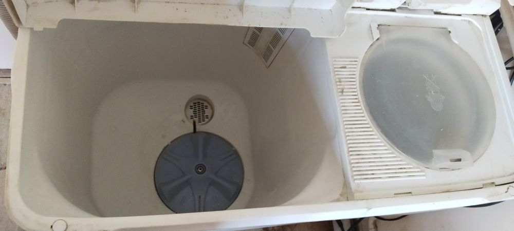 Продам стиралку полуавтомат