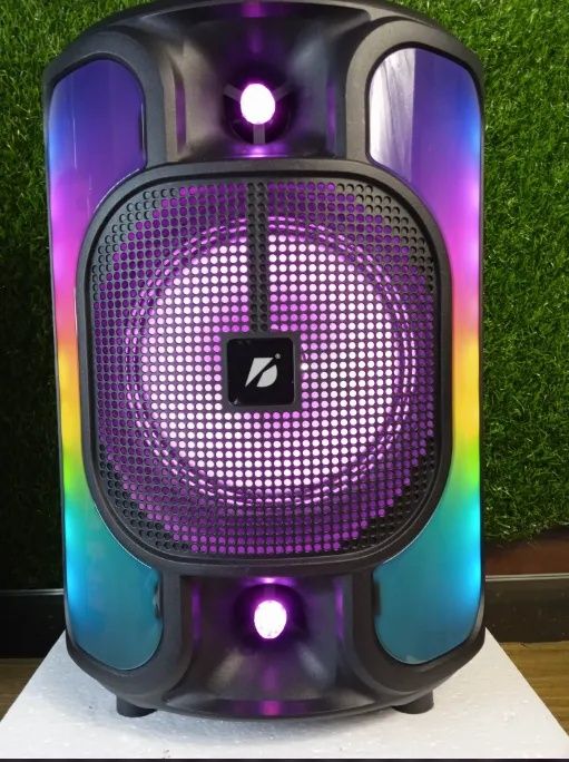 Блутут колонка с микрофон