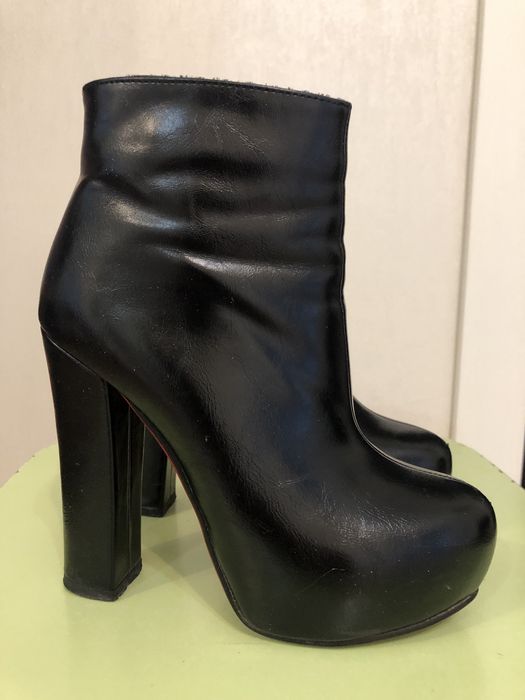 Ботильоны на платформе