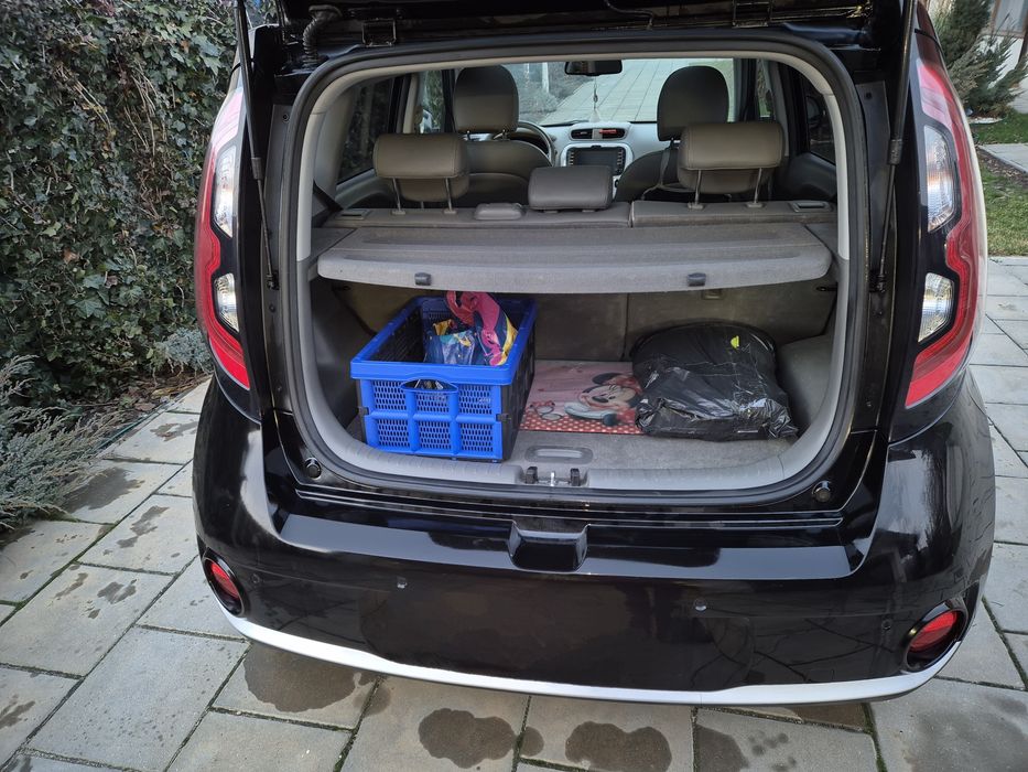 Kia SOUL ELECTRIC / 2018 / 75k KM / 27 KW