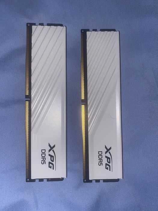 Озу ADATA XPG Lancer Blade 16gb/2 6400 частота памяти