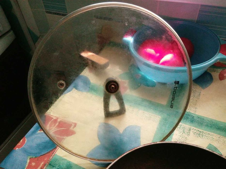 сковорода Polaris 26 см со стеклянной крышкой