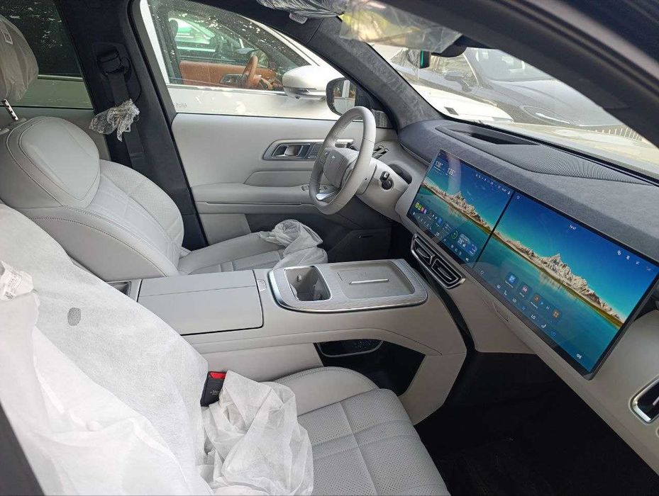 Deepal S09 Ultra 2025г! Серебристый / Cветло Серый! Без пробега!