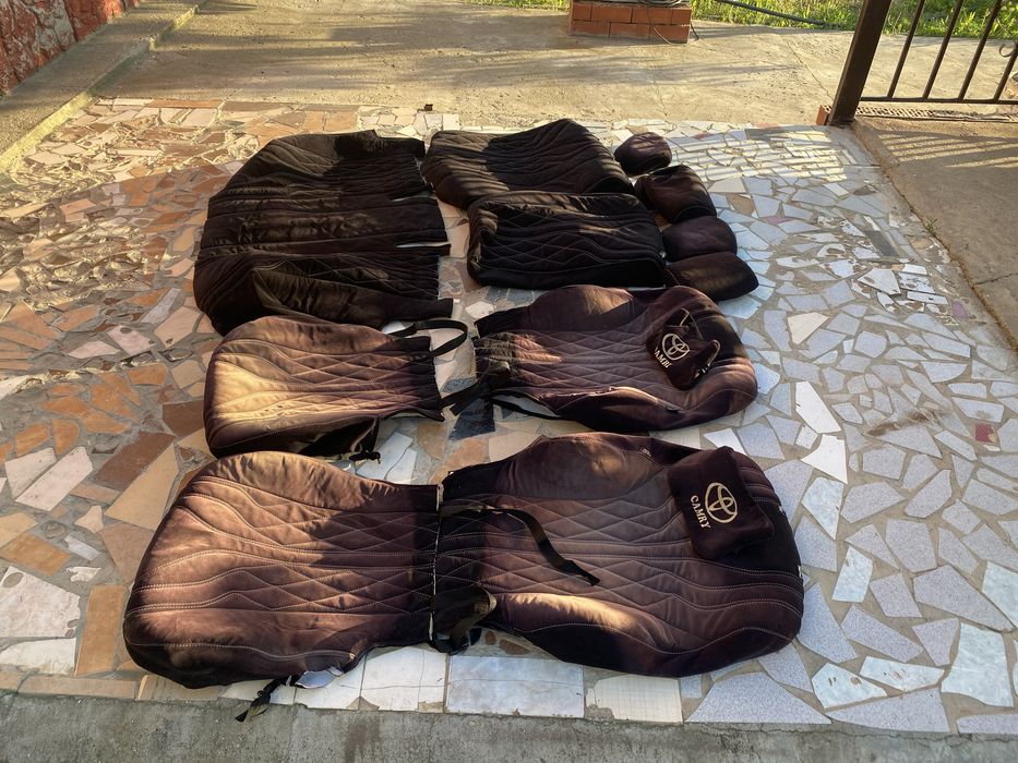 Продам чехлы на камри 40-45