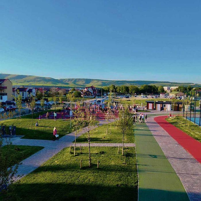 De inchiriat - Apartament 2 camere Floresti (Parc Sportiv)