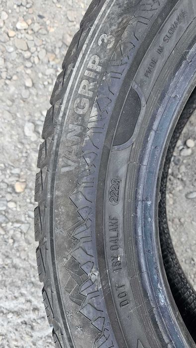 225/55 R17C • Iarna • Semperit Van Grip 3 109/107T | 4 buc | Pret/buc