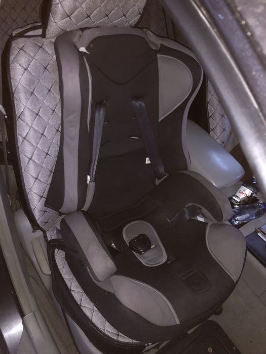 Продам автокресло