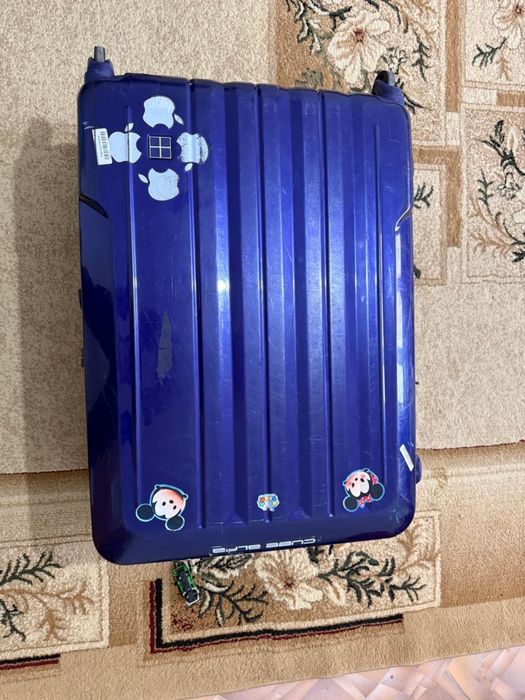 Чемодан большой