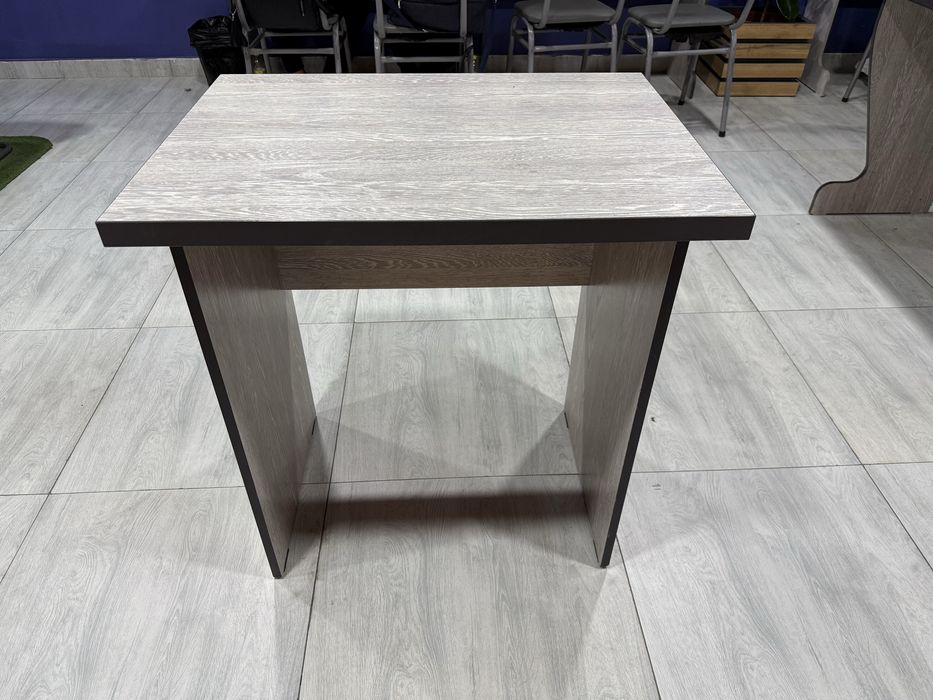 Stol va Stullar Oʻquv markaz uchun