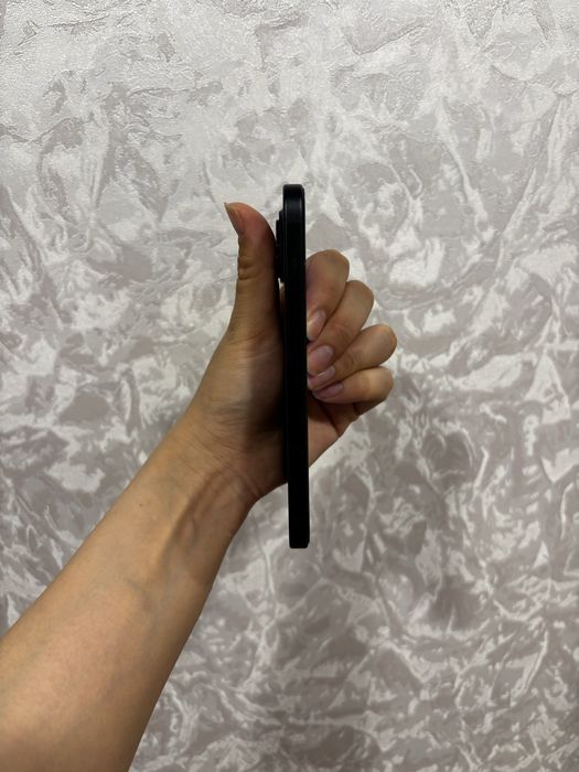 Продам Айфон 15