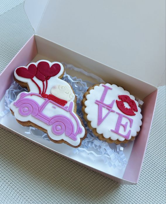 Меденки и подаръци за Свети Валентин