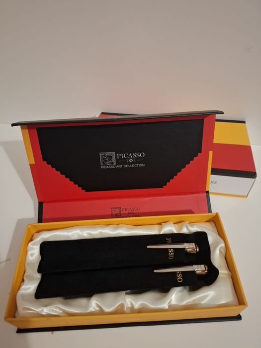 Set Cadou Stilou Picasso Art Collection,penita iridium  placata cu aur