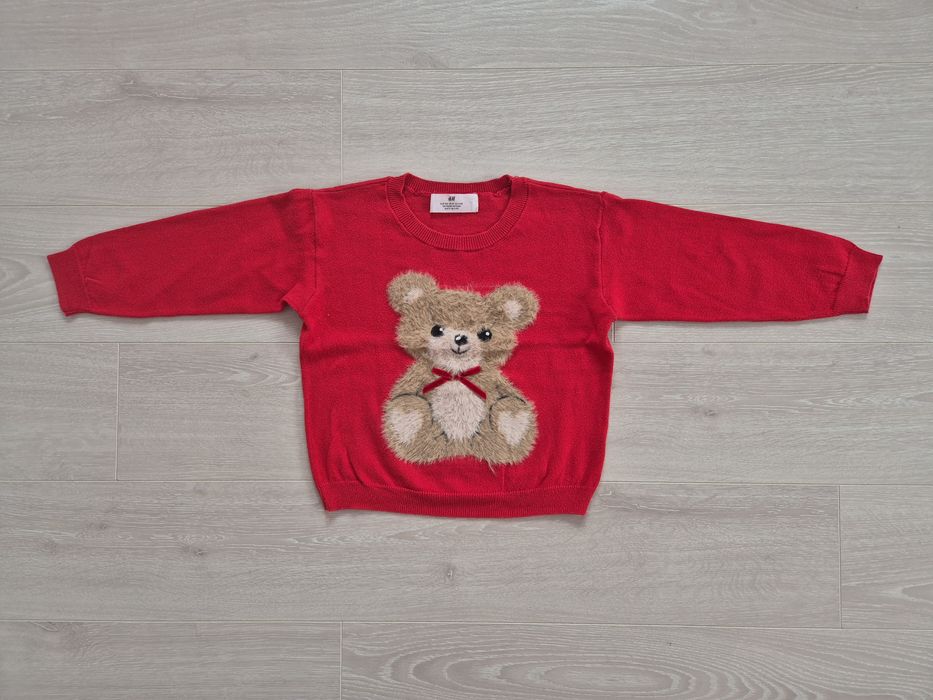 Много запазени пуловери за момиче размер 98/104