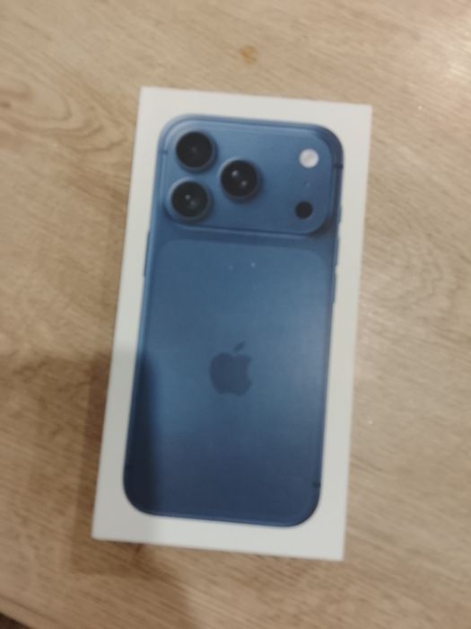 продам iphone 17 pro