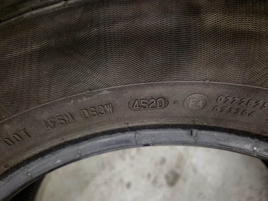 4 anvelope iarna Continental 215 60 16