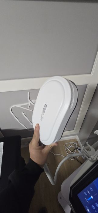 EMS Slim Neo (RF) și tehnologie HIEMT,  pentru remodelare corporala