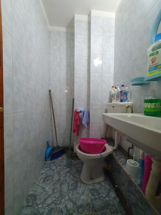 Apartament cu 3 camere  in Onesti