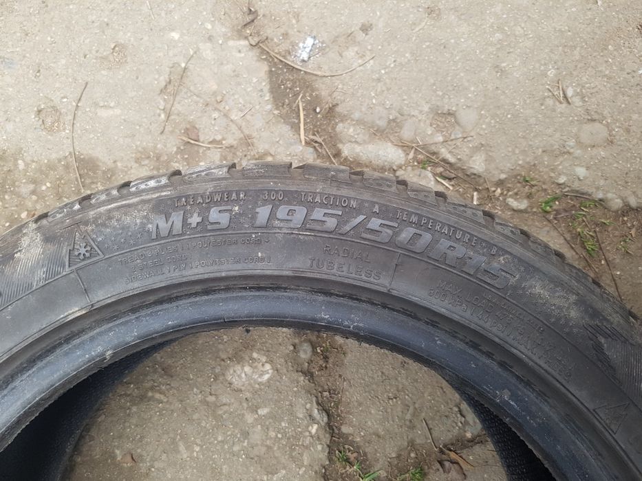 Единична гума GOODYEAR 195/50R15