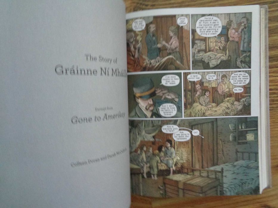 Продавам книгата ; The Best American Comics 2013