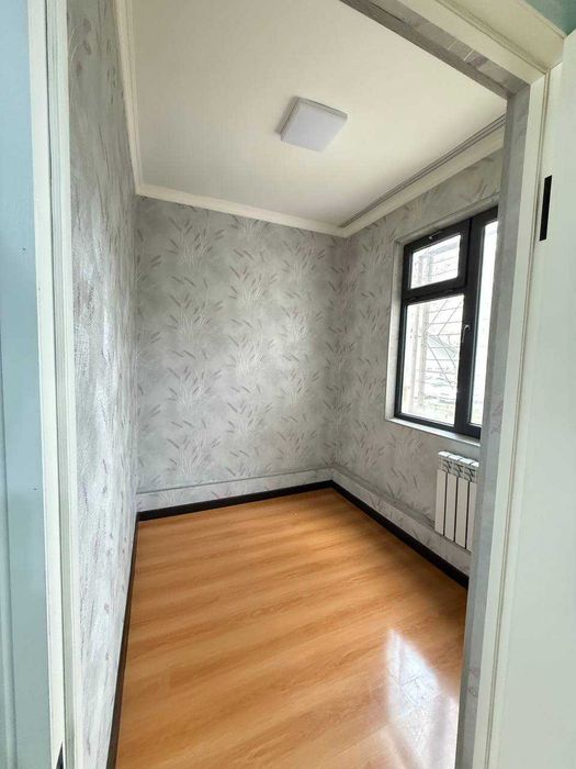 Chilonzor 17 kvartalda joylashgan 2 xonali nijiloy sotiladi.