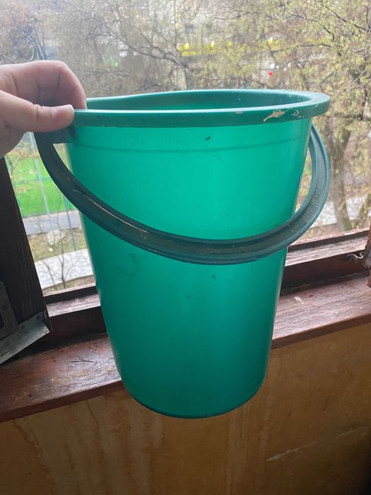 Ведра, тазик пластик и металл