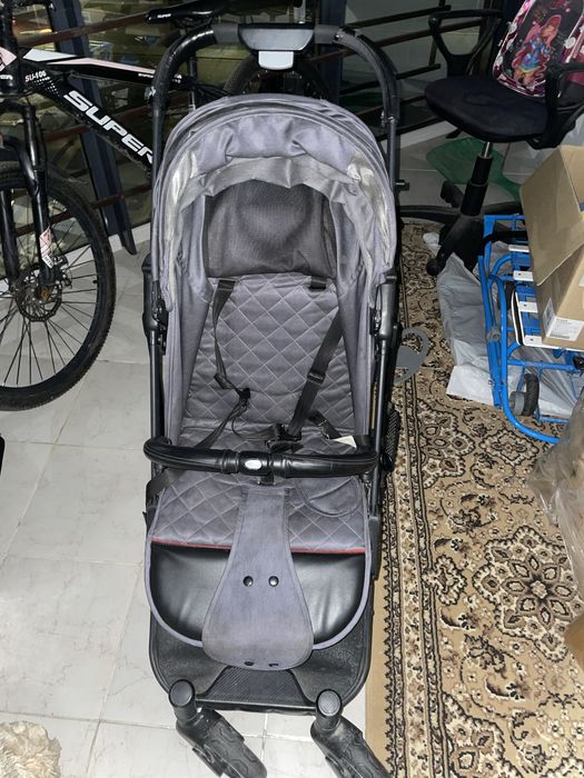 Детская коляска продам
