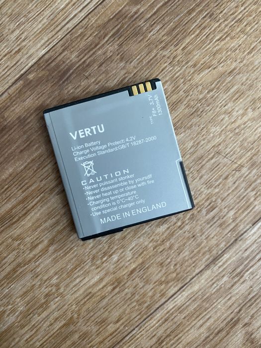 Литий ионные аккумуляторы Vertu (2шт)