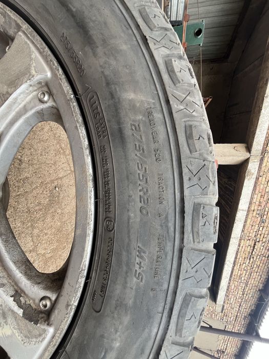 Продам резину 275/55 r20 4шт