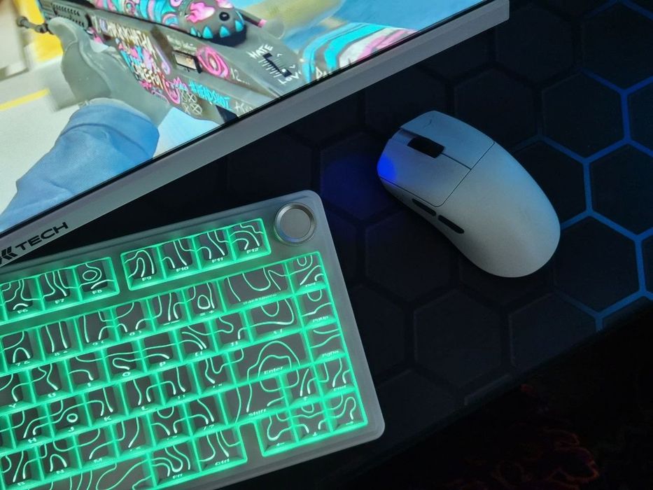 Kuchli kompyuter sotiladi komplekt oq RTX 2060 superdan kuchli