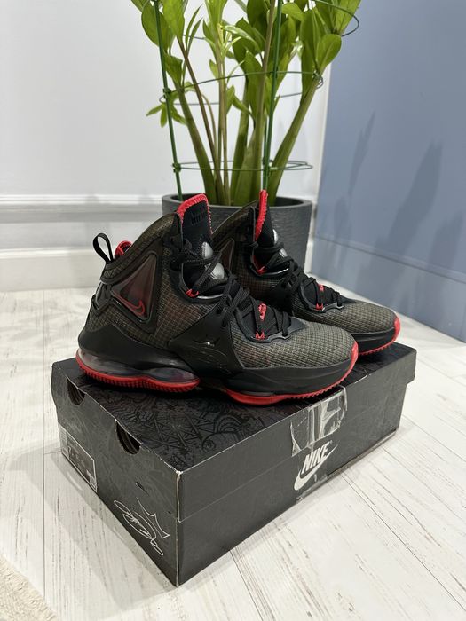 Lebron XIX оригинал