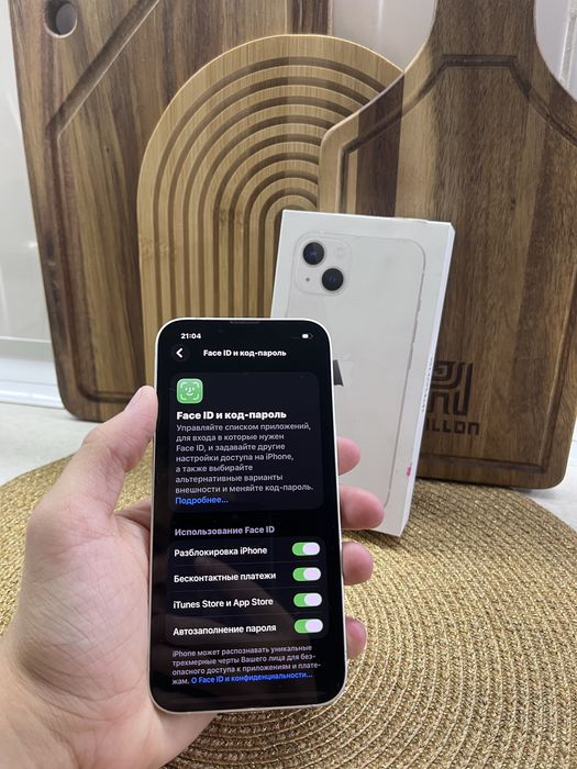 iPhone айфон 13 в отличном состоянии !