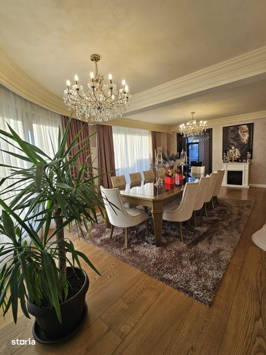Casa 600 mp utili, 800 mp teren, zona Hanul Doctorului