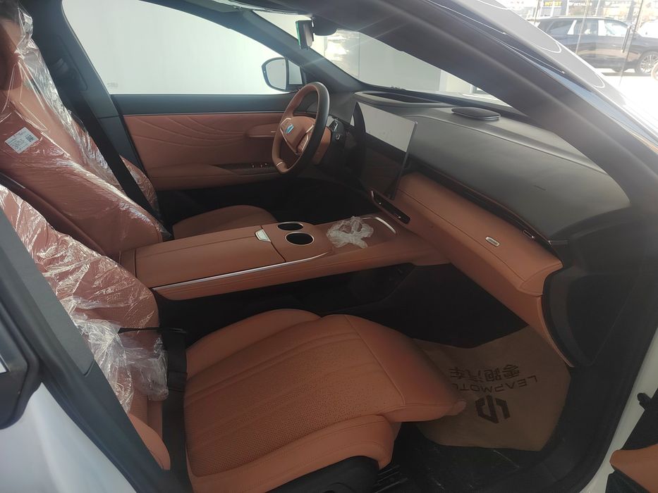 Deepal S07 gibrid 215max Full в наличии