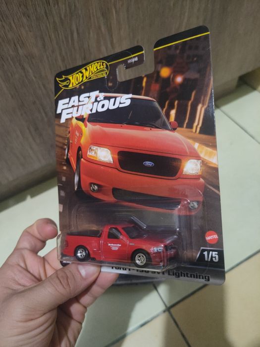 Машинки Hot Wheels premium