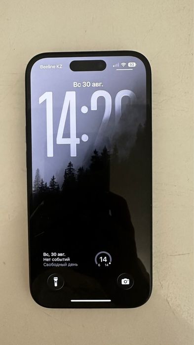 Продам Iphone 15 в идеальном состояний