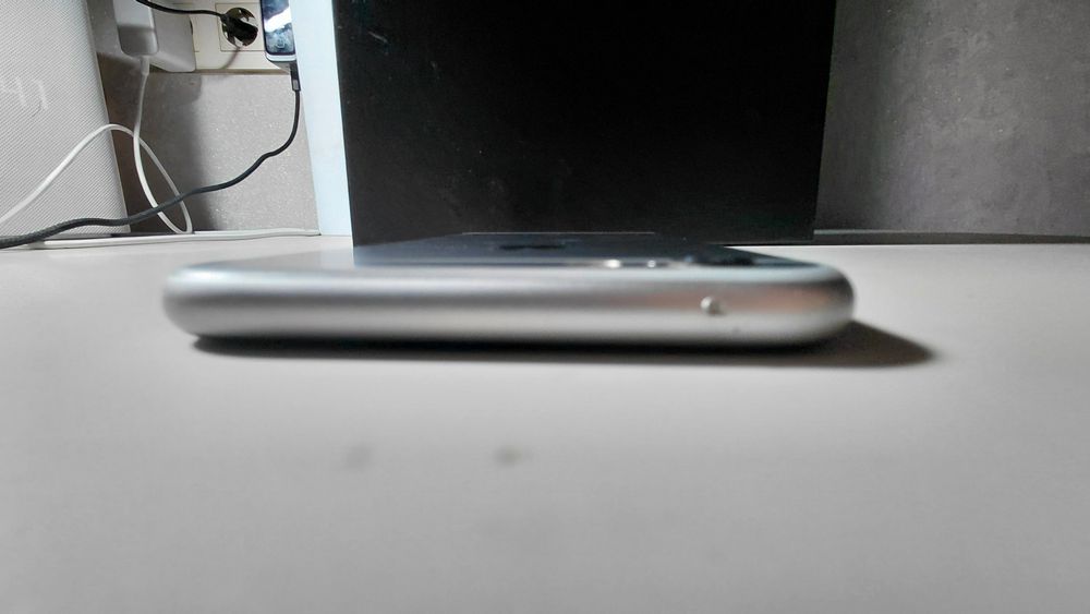iPhone 6        .