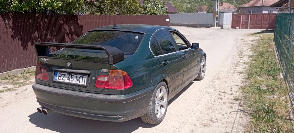Vând schimb bmwe46-2.5i benzina și gpl