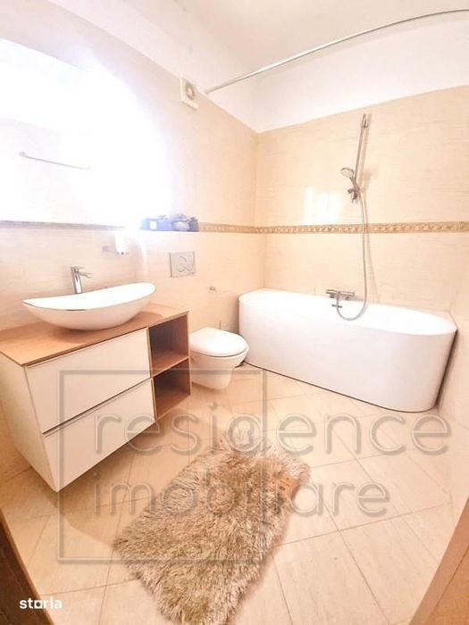Penthouse renovat 5 camere,  Buna Ziua, zona LIDL+Garaj