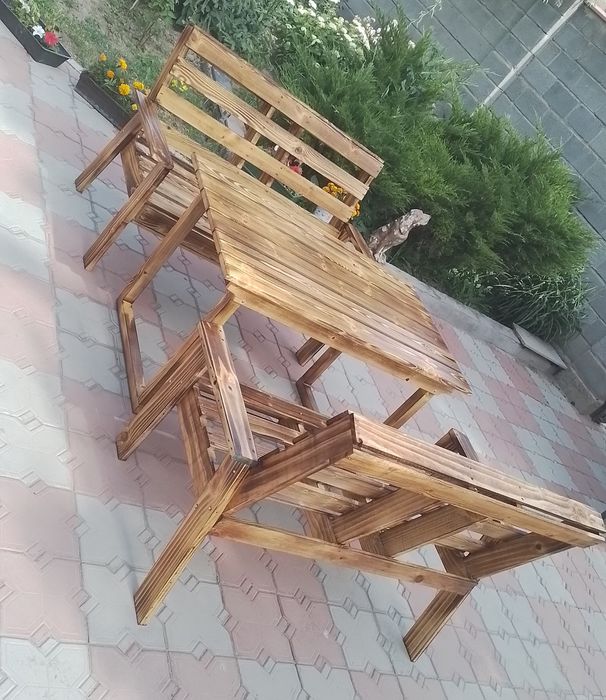 Садовые столы со скамейкой