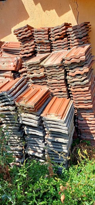 Продавам керемиди