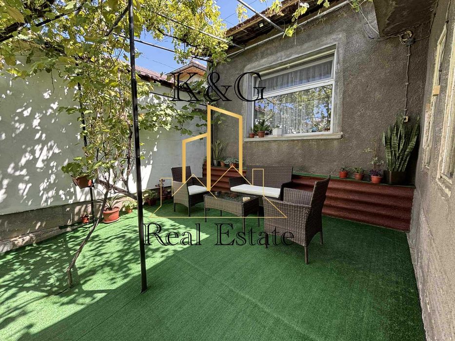 Едноетажна къща в много добро състояние