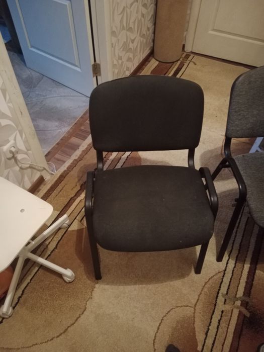 Офисный стул Изо