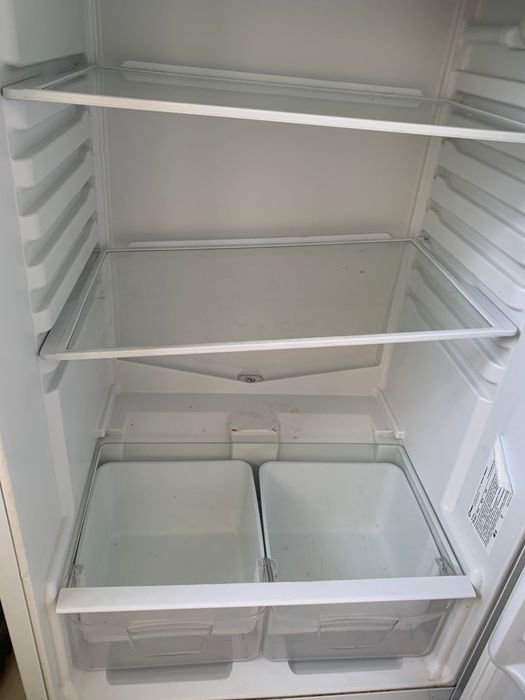 Холодильник сатылады