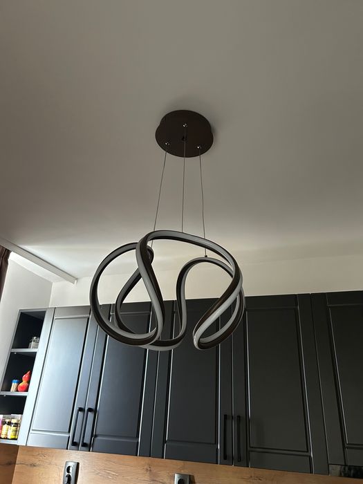 LED полилей с дистанционно управление