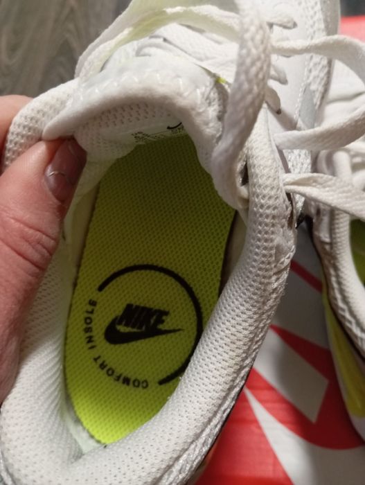 Оригинални маратонки Nike Air max