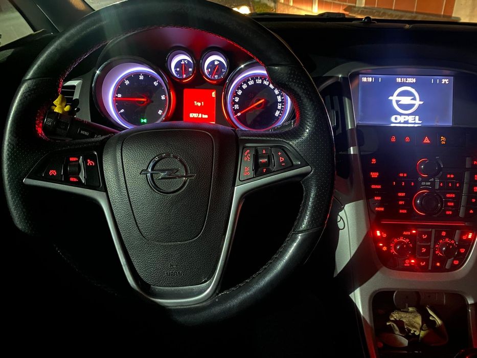 Opel Astra j 1.7 125 cp
