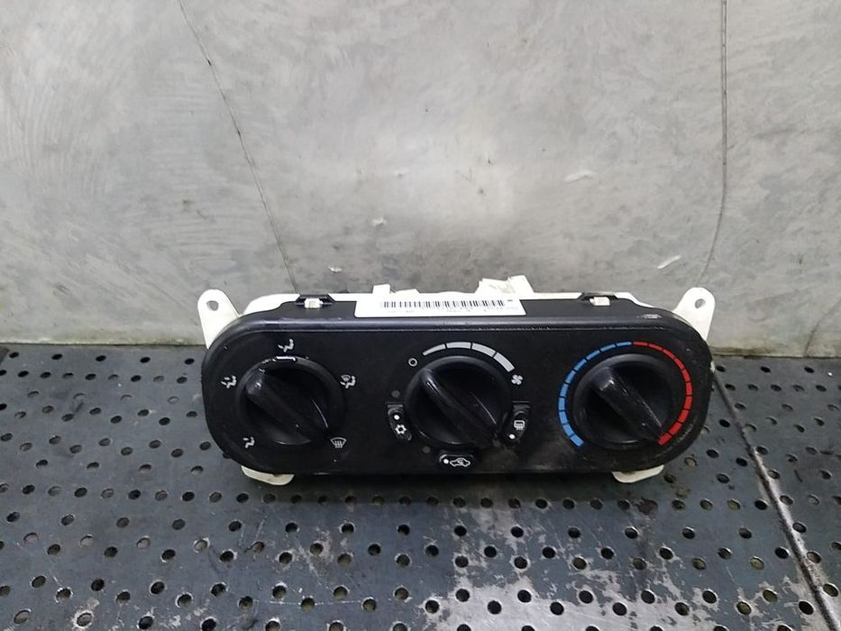 Panou comanda clima ac dodge caliber p55111874aa